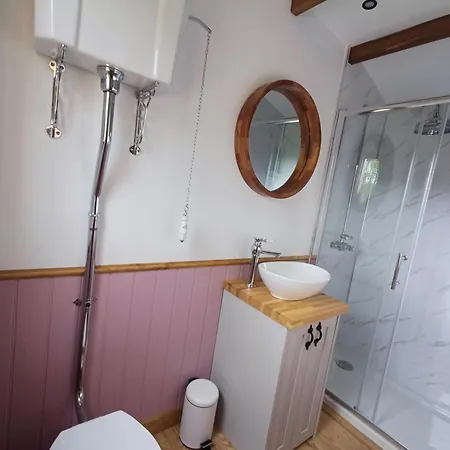 Luxury Retreat Near - Adults Only 3*