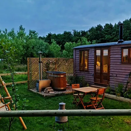 Luxury Retreat Near - Adults Only Hotel